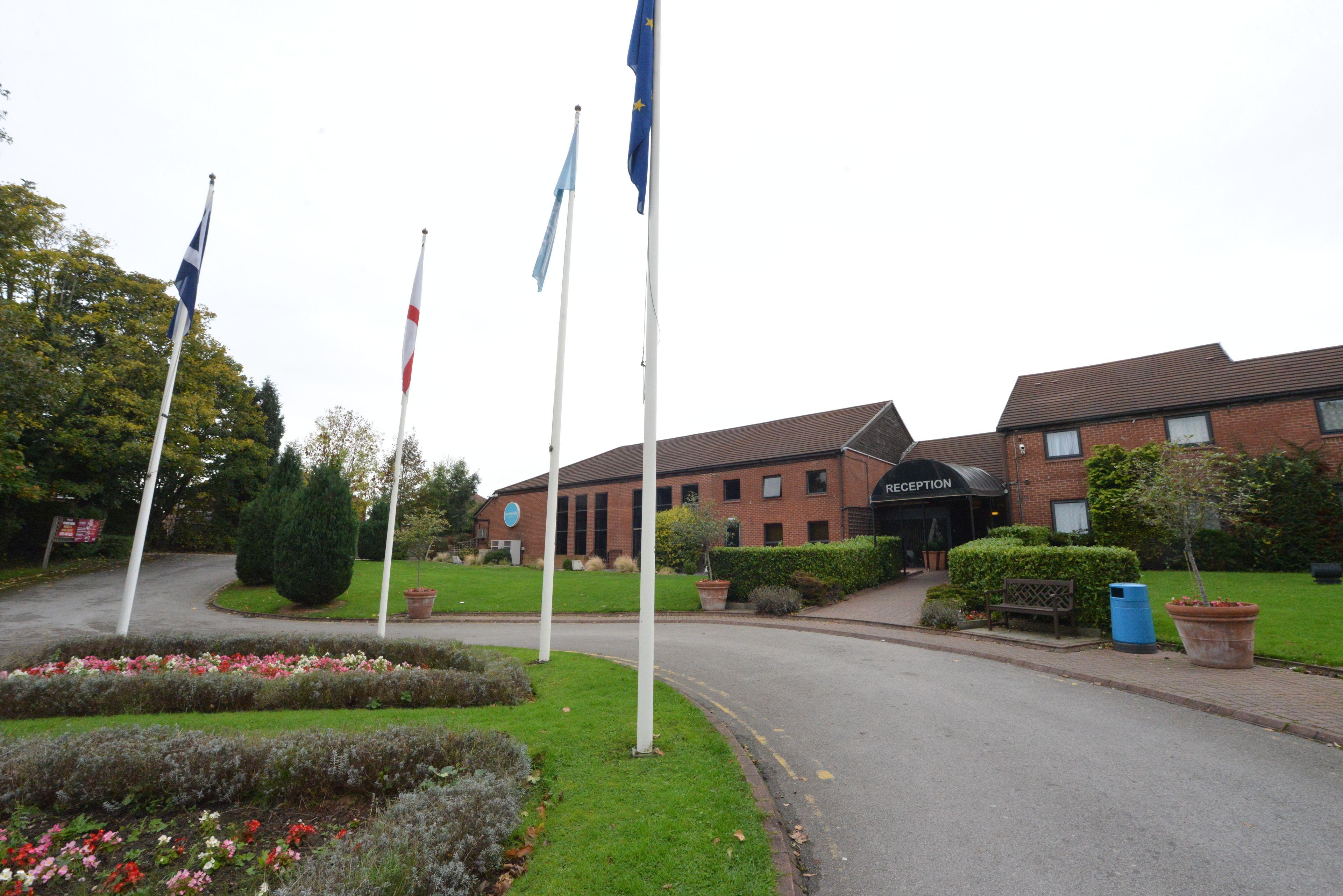 The Waterside Hotel And Leisure Club — Photos 1